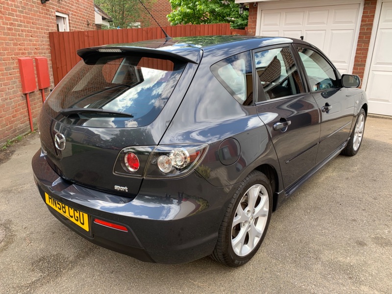 MAZDA MAZDA3